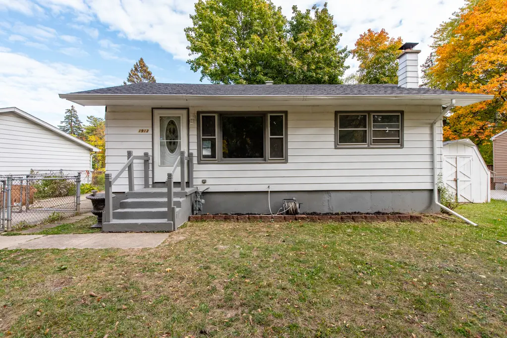 1913 Chippewa Road, Waukegan, IL 60087 - Image #1