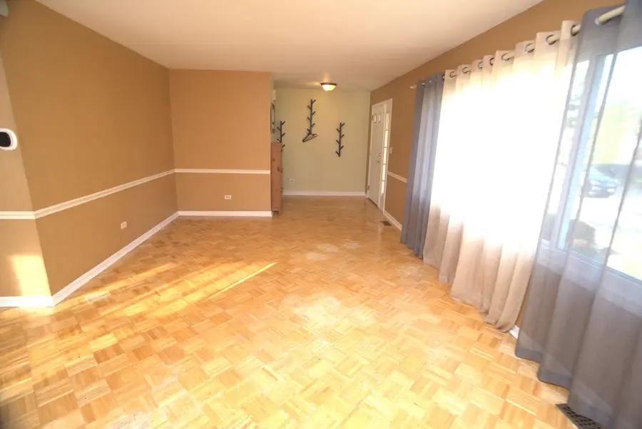 1210 Lorelei Drive, Zion, IL 60099 - Image #3