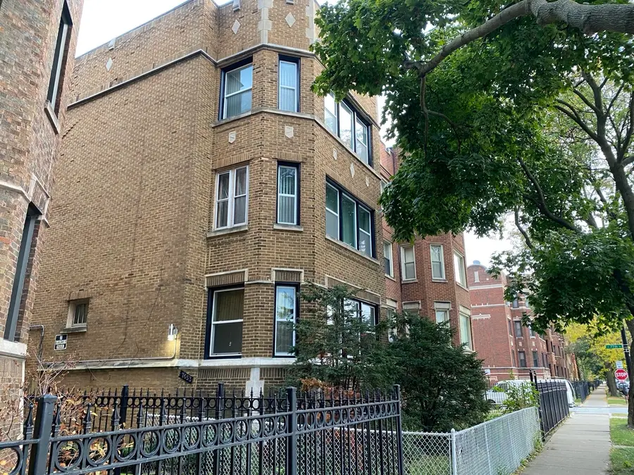 Address Withheld By Seller, Chicago, IL 60649 - Image #2