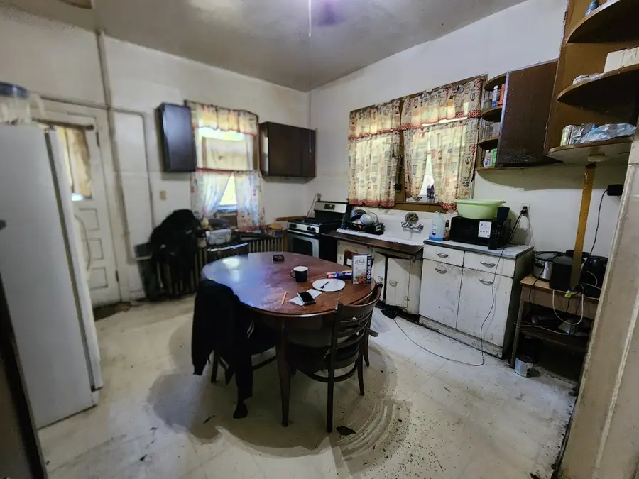 5830 S Carpenter Street, Chicago, IL 60621 - Image #2