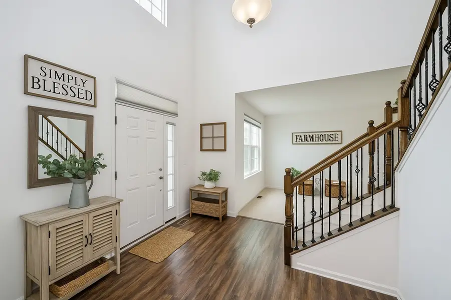 2342 Winterthur Green, Yorkville, IL 60560 - Image #2