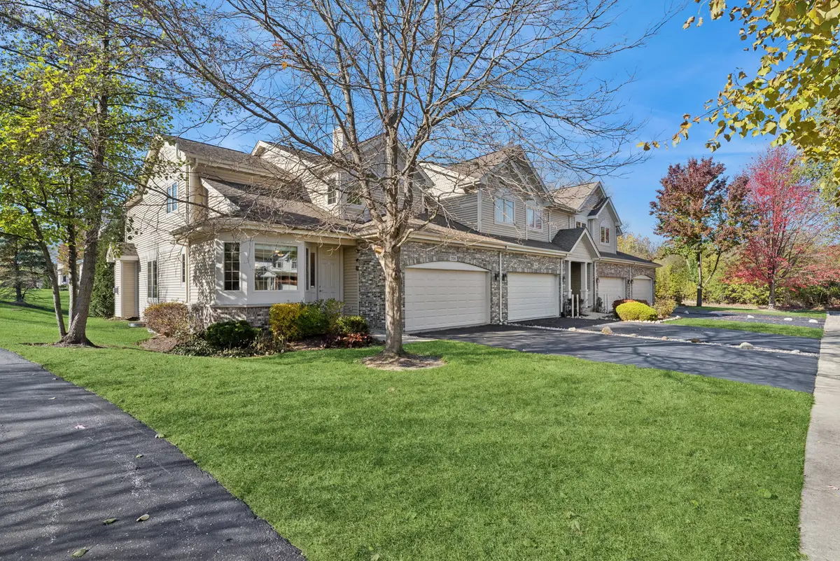 706 Owl Creek Lane, Gurnee, IL 60031 - Image #1