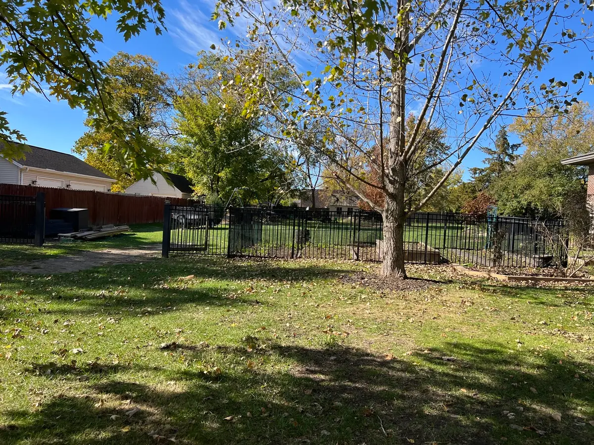 4226 Florence Avenue, Downers Grove, IL 60515 - Image #1