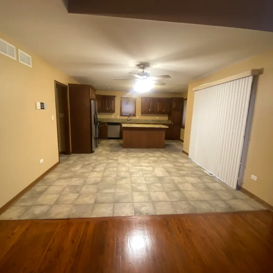 24446 Newport Drive, Crete, IL 60417 - Image #2