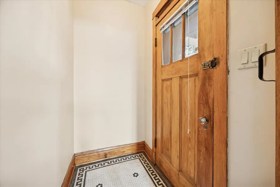 1530 S 61st Avenue, Cicero, IL 60804 - Image #2