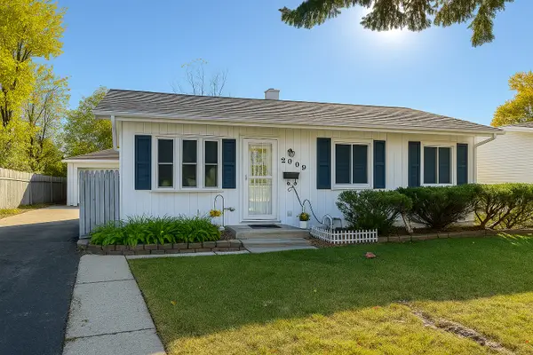 2009 Harding Avenue, Waukegan, IL 60085