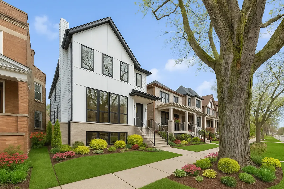 3920 N Bell Avenue, Chicago, IL 60618 - Image #1