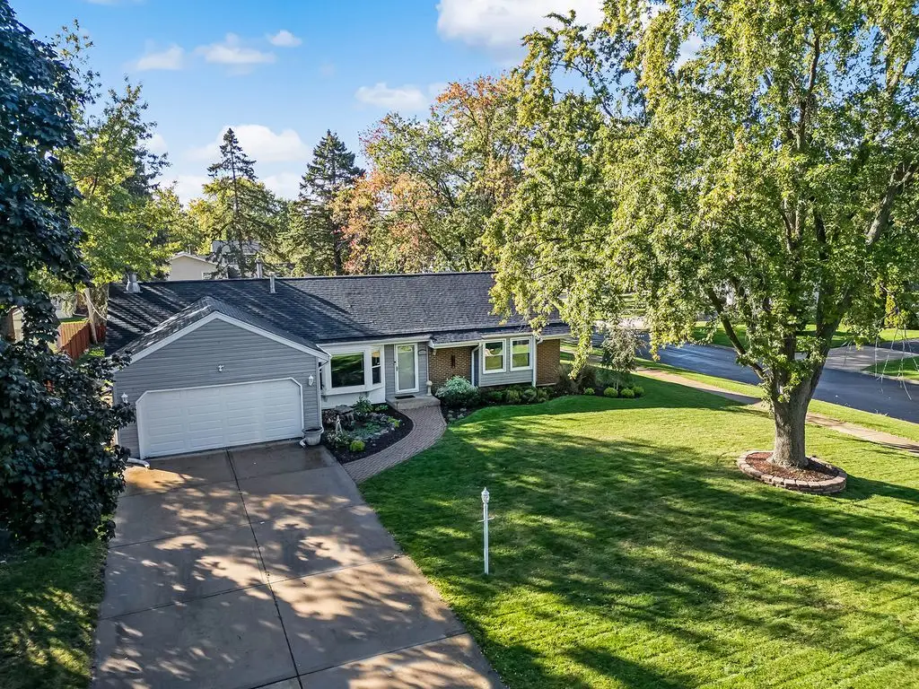 332 El Paso Lane, Carol Stream, IL 60188 - Image #1