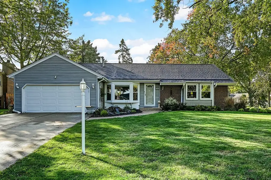 332 El Paso Lane, Carol Stream, IL 60188 - Image #2