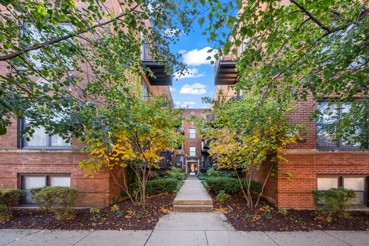 1647 W Addison Street #1B, Chicago, IL 60613 - Image #1