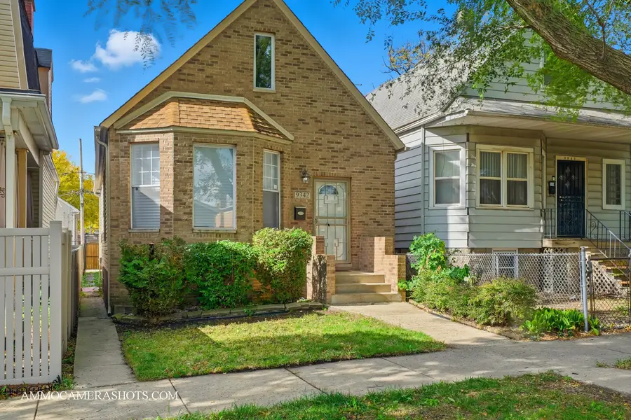 9342 S Crandon Avenue, Chicago, IL 60617 - Image #3
