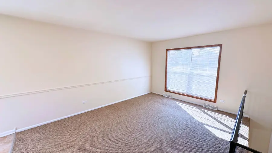 231 E Tulip Drive, Glenwood, IL 60425 - Image #3