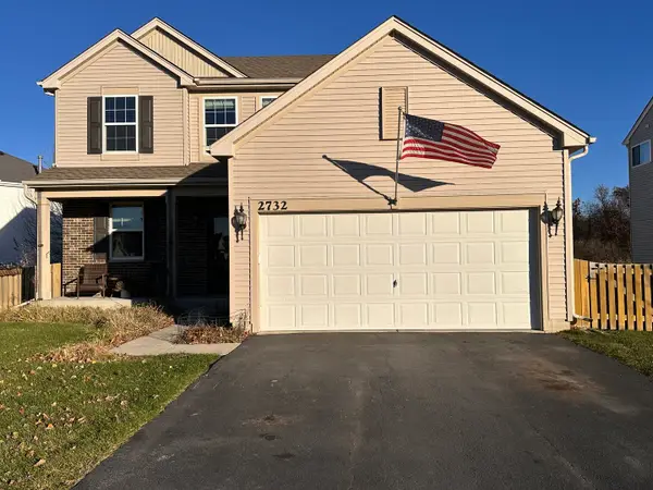 Address Withheld By Seller, Woodstock, IL 60098