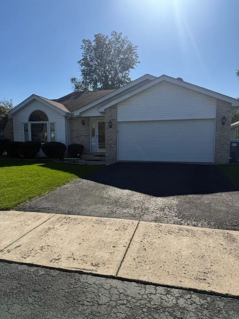 188 Cedarwood Drive, Steger, IL 60475 - Image #2