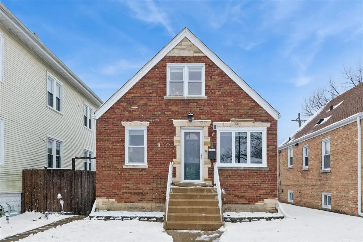 5040 N Moody Avenue, Chicago, IL 60630 - Image #1
