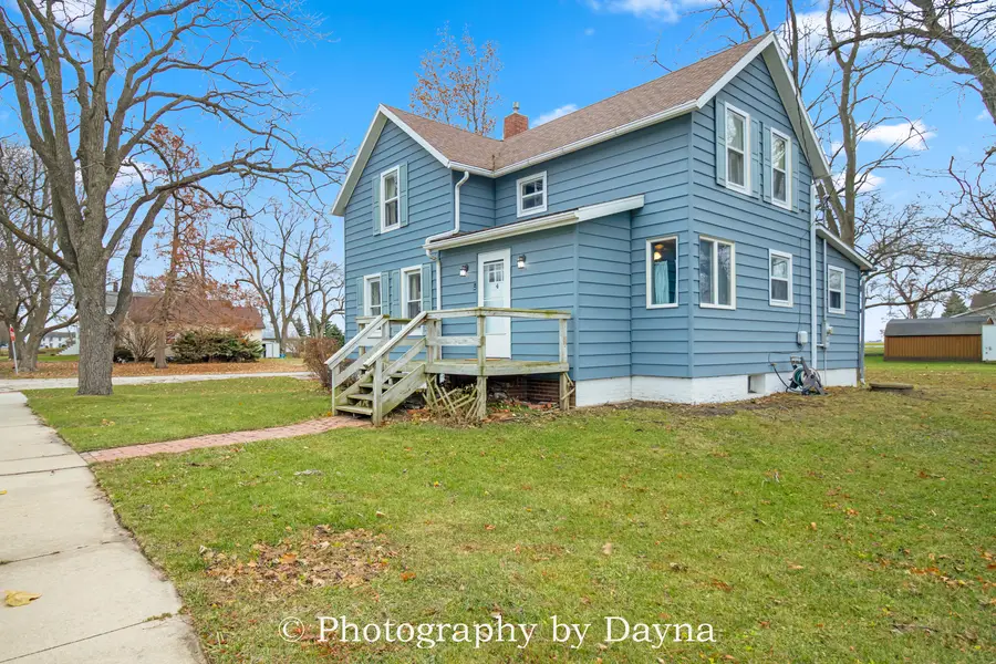 410 E Main Street E, Ashkum, IL 60911 - Image #2