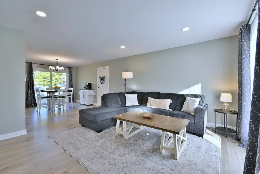 10222 Hibiscus Drive, Orland Park, IL 60462 - Image #2