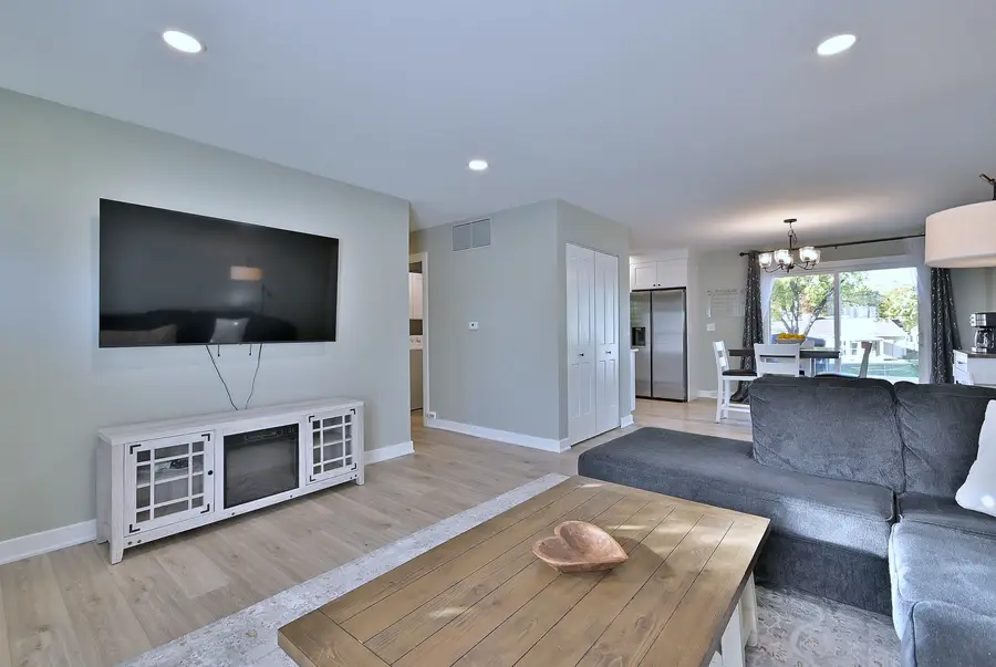 10222 Hibiscus Drive, Orland Park, IL 60462 - Image #3