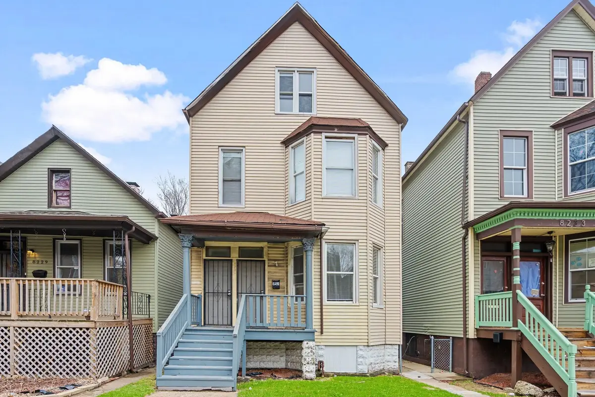 8231 S Coles Avenue, Chicago, IL 60617 - #1