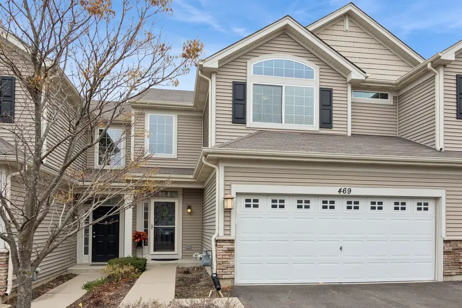 469 S Jade Lane, Round Lake, IL 60073 - Image #2