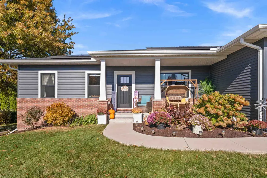 3103 Fox Creek Road, Bloomington, IL 61705 - Image #2