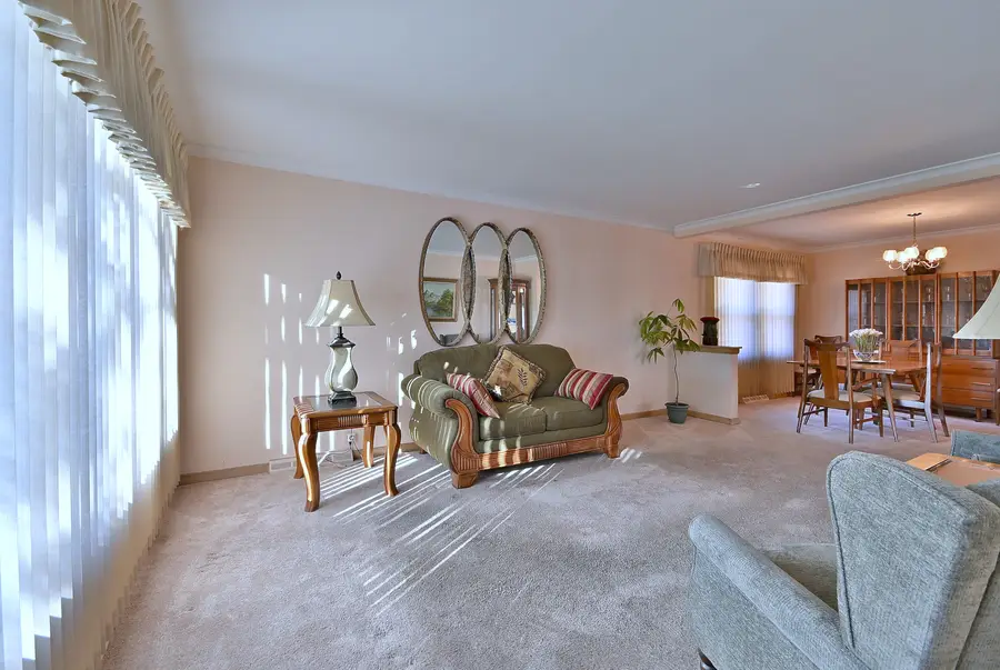 7704 W Windsor Avenue, Norridge, IL 60706 - Image #3