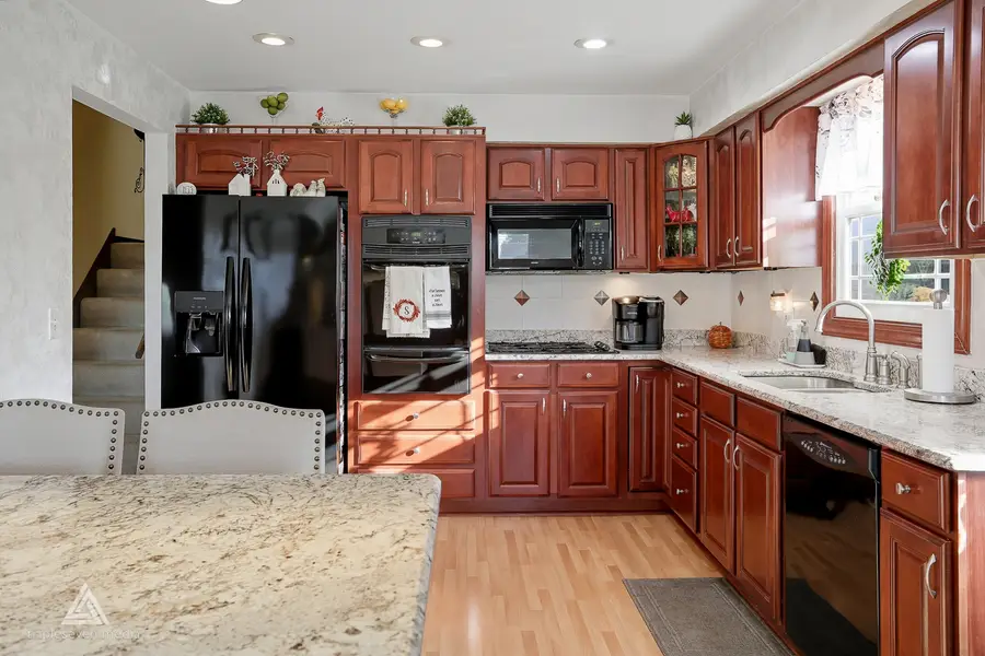 6346 90th Street, Oak Lawn, IL 60453 - Image #3