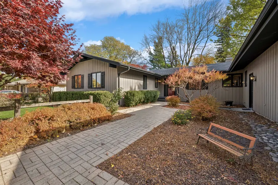 Address Withheld By Seller, Elgin, IL 60123 - Image #2