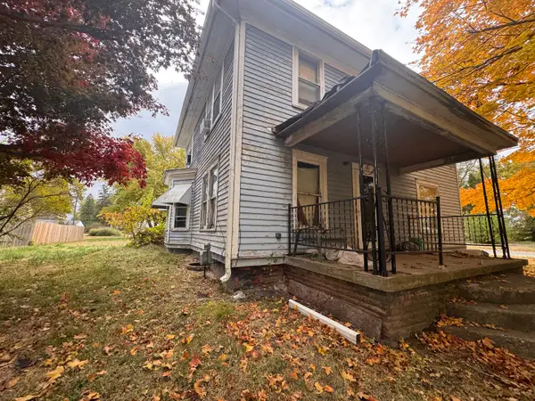 309 W Commercial Street, Neponset, IL 61345