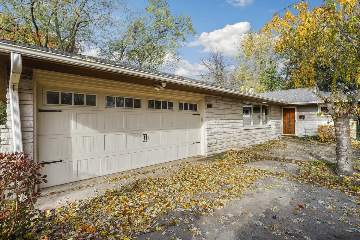 713 Lois Place, Joliet, IL 60435 - Image #1