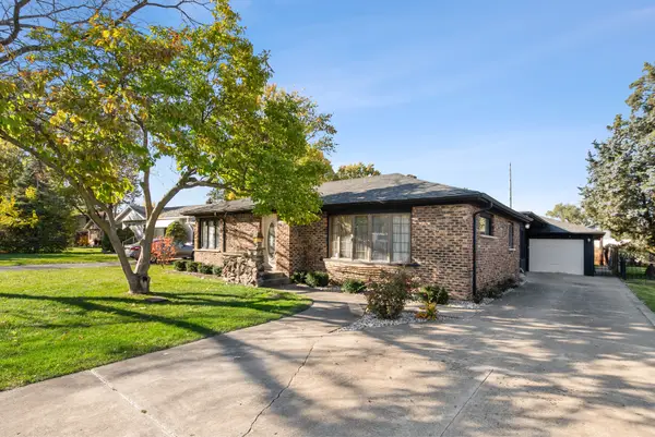 Address Withheld By Seller, Willow Springs, IL 60480