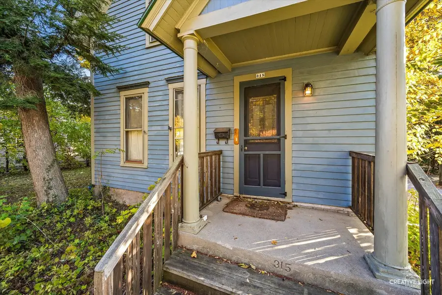 315 Congdon Avenue, Elgin, IL 60120 - Image #2
