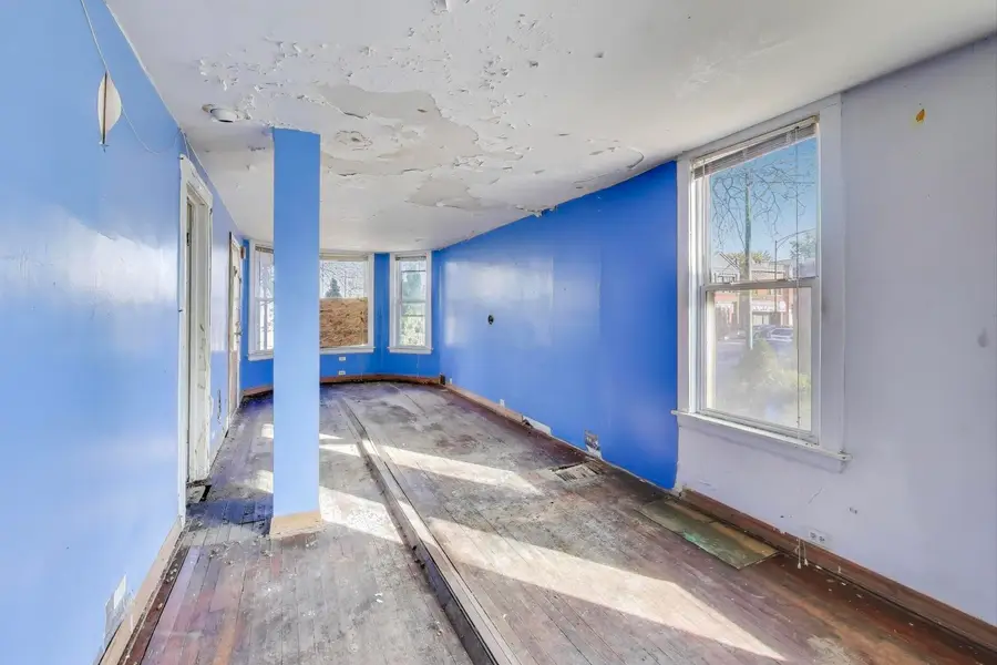 Address Withheld By Seller, Chicago, IL 60618 - Image #3