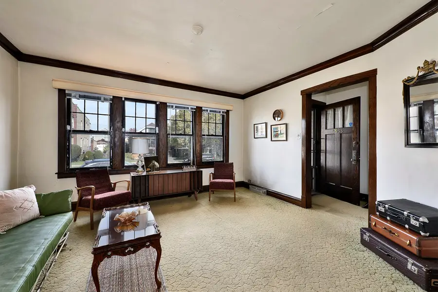 Address Withheld By Seller, Chicago, IL 60630 - Image #2