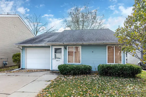 30W171 Maplewood Court, Warrenville, IL 60555