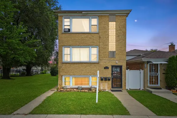 7524 W 63rd Place, Summit, IL 60501