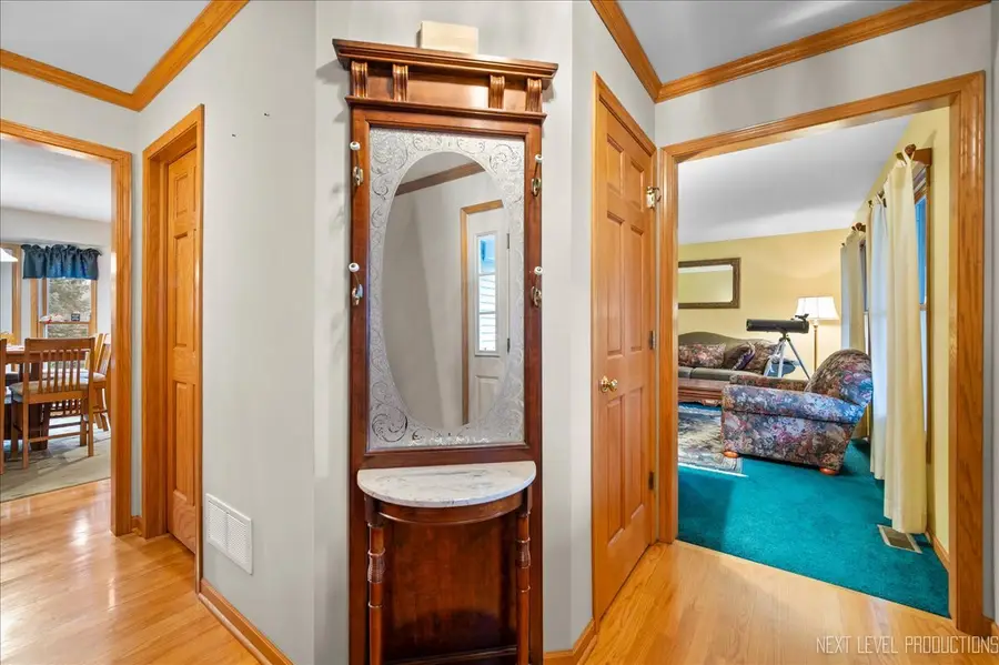 310 Fairhaven Drive, Yorkville, IL 60560 - Image #3