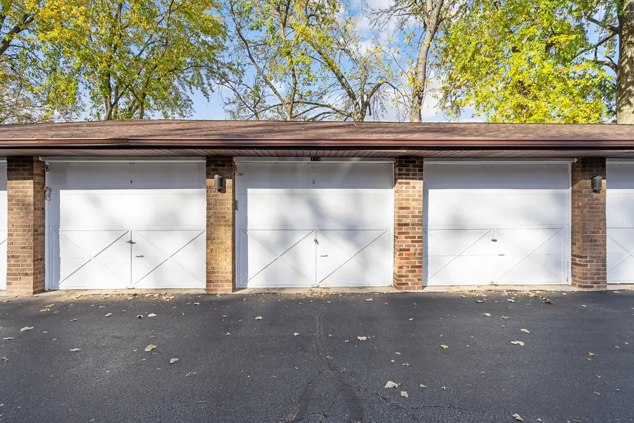 13615 Lavergne Avenue #110, Crestwood, IL 60418 - Image #2