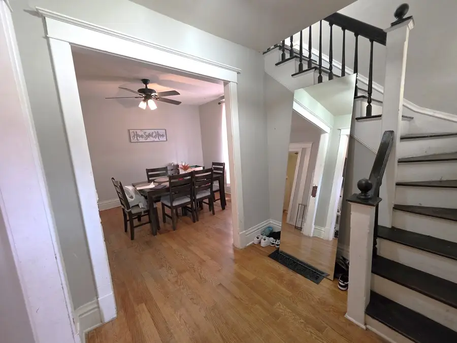 9 N Jackson Street, Elgin, IL 60123 - Image #3