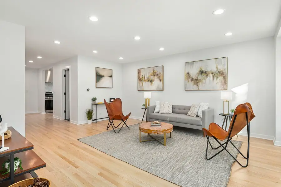 3342 W Le Moyne Street, Chicago, IL 60651 - Image #2