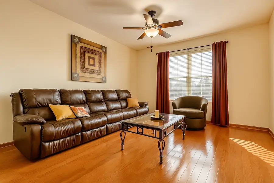 1713 Fieldstone Drive N, Shorewood, IL 60404 - Image #2