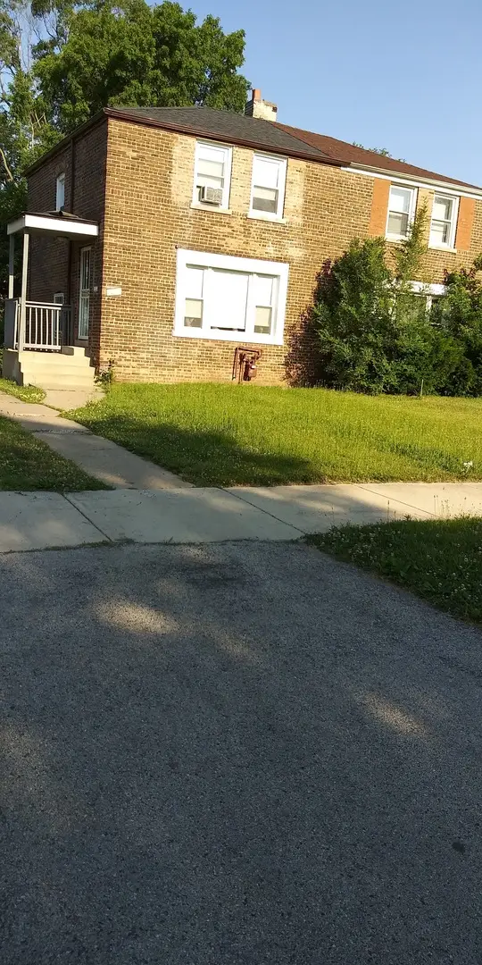 9918 S Hoxie Avenue, Chicago, IL 60617