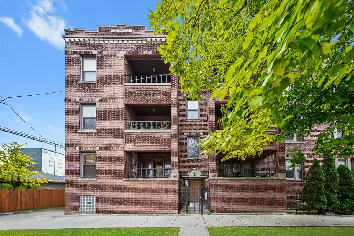 2237 N Saint Louis Avenue #2, Chicago, IL 60647 - Image #1
