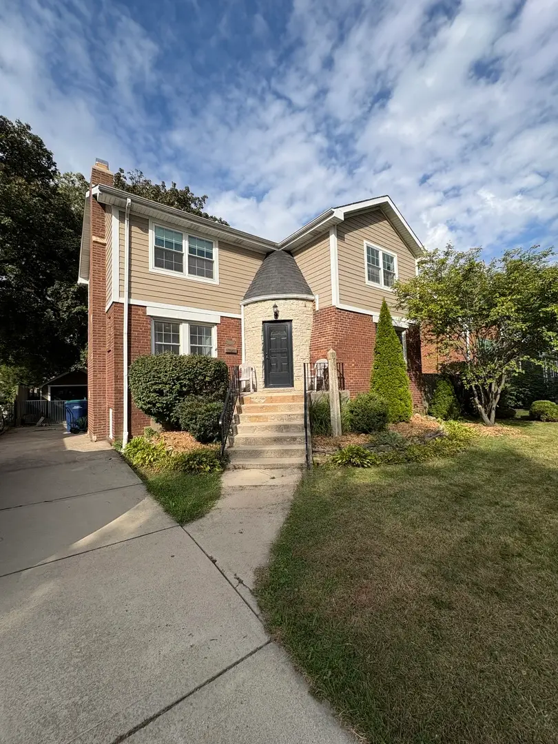 9210 S Trumbull Avenue, Evergreen Park, IL 60805 - Image #2