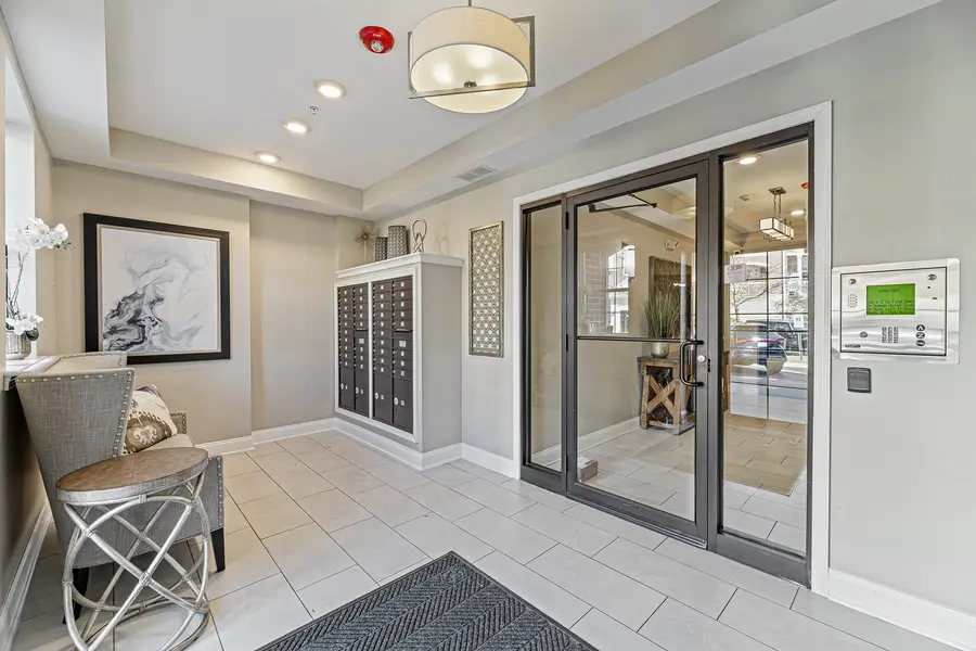 2701 Commons Drive #210, Glenview, IL 60026 - Image #2