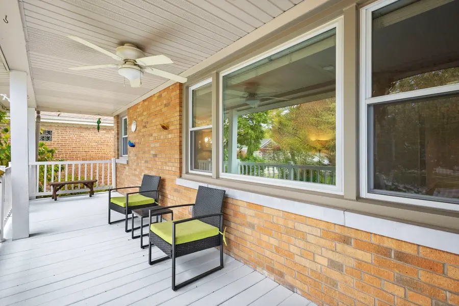 10942 S Keeler Avenue, Oak Lawn, IL 60453 - Image #2