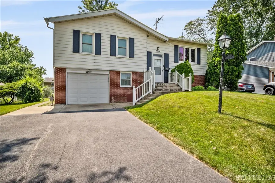 Address Withheld By Seller, Woodridge, IL 60517 - Image #2