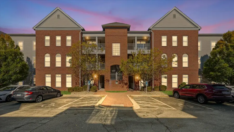 1905 N Lincoln Avenue #219, Urbana, IL 61801 - Image #2