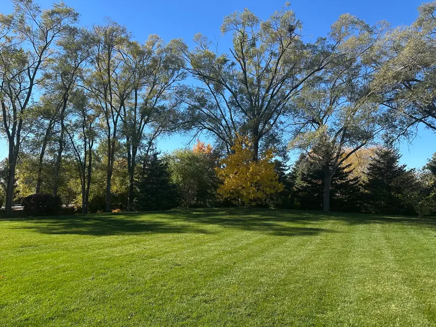 2024 N Old Hicks Road #B6, Palatine, IL 60074 - Image #3