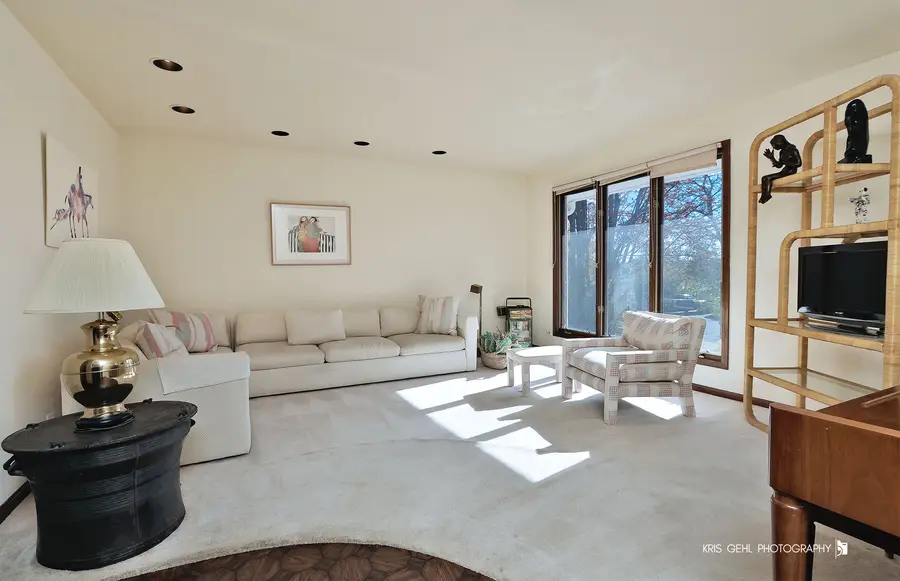 1857 Willowview Terrace, Northfield, IL 60093 - Image #2